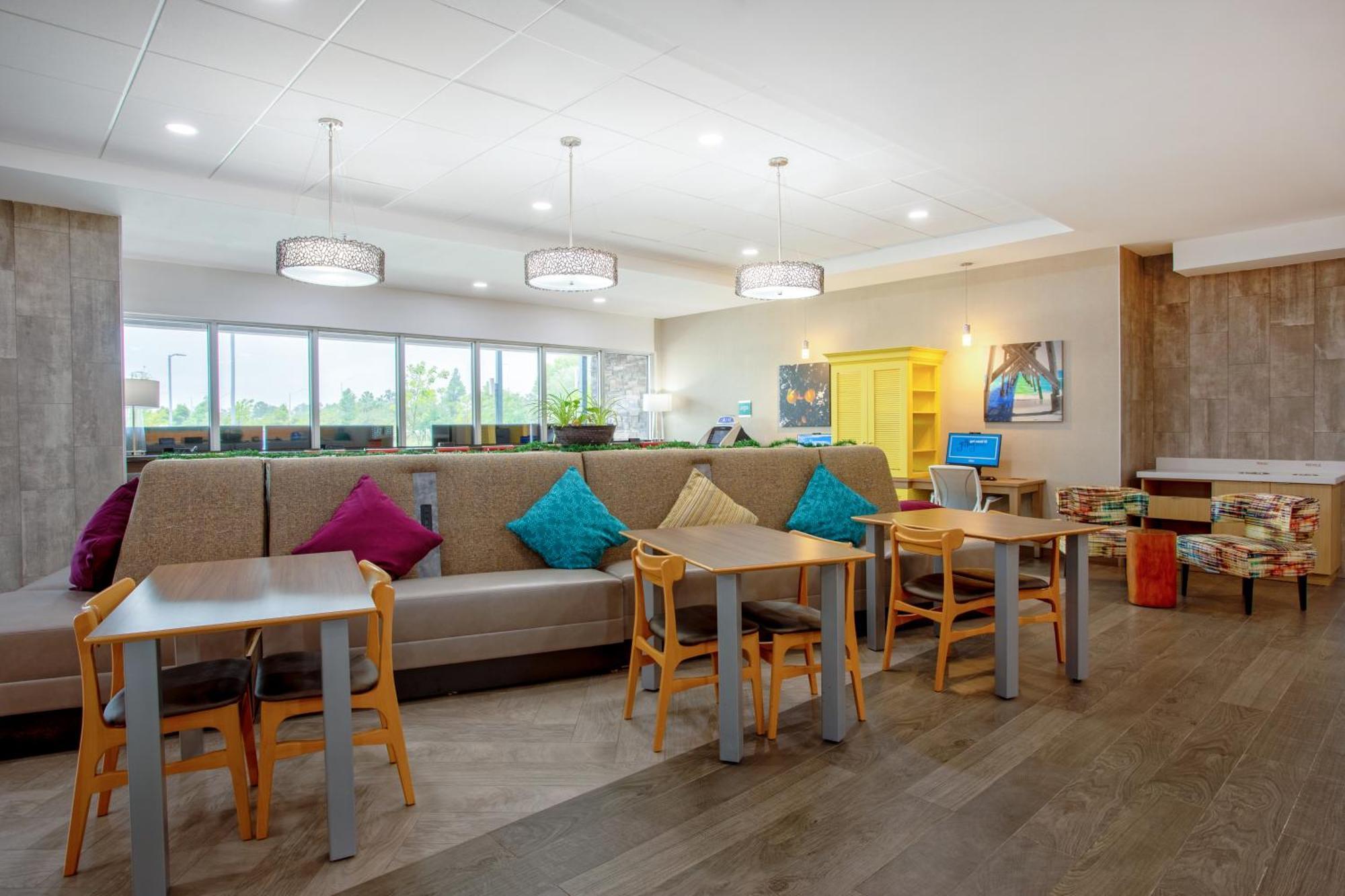 Home2 Suites By Hilton Vero Beach I-95 West Vero Corridor Exterior photo